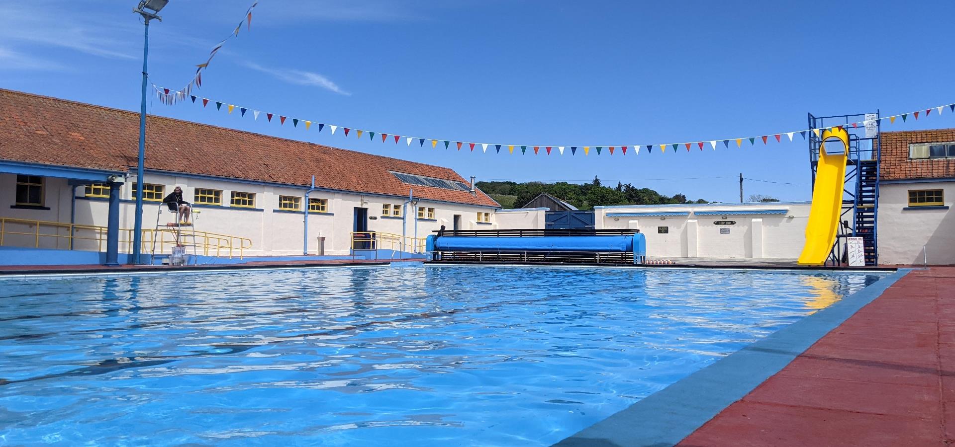 Aerial view of Stonehaven Open Air Pool